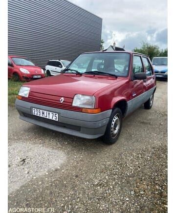 Renault R5 - Хечбек: слика 2 Renault R5 - Хечбек: слика 2