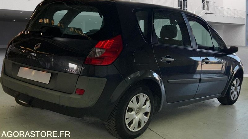 Renault Scénic 1.5 DCI . Contrôle -OK - Мотоцикл: слика 3 Renault Scénic 1.5 DCI . Contrôle -OK - Мотоцикл: слика 3