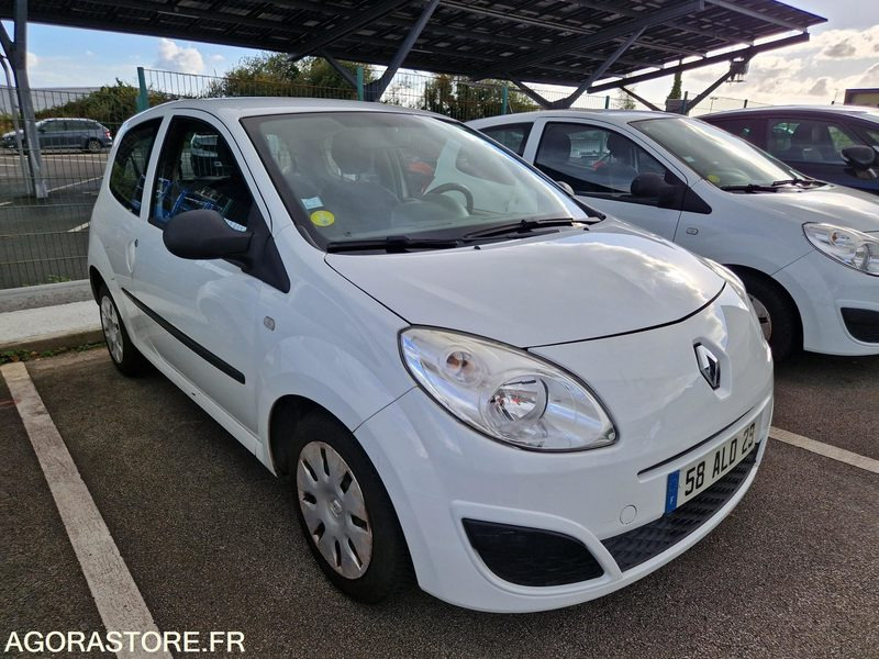 Renault Twingo - 2007 - 102606 - 58ALD29 - Автомобил: слика 2 Renault Twingo - 2007 - 102606 - 58ALD29 - Автомобил: слика 2