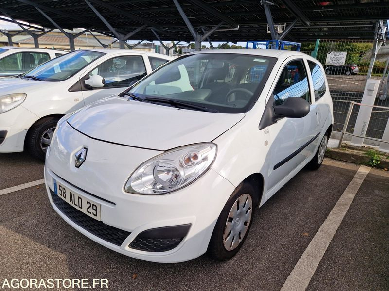 Renault Twingo - 2007 - 102606 - 58ALD29 - Автомобил: слика 1 Renault Twingo - 2007 - 102606 - 58ALD29 - Автомобил: слика 1