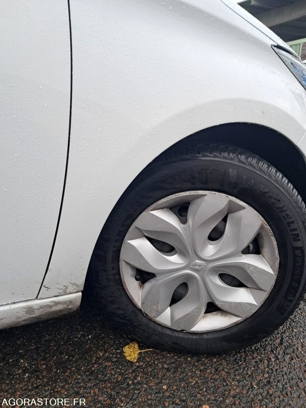 Renault ZOE EK-534-WH - Автомобил: слика 3 Renault ZOE EK-534-WH - Автомобил: слика 3