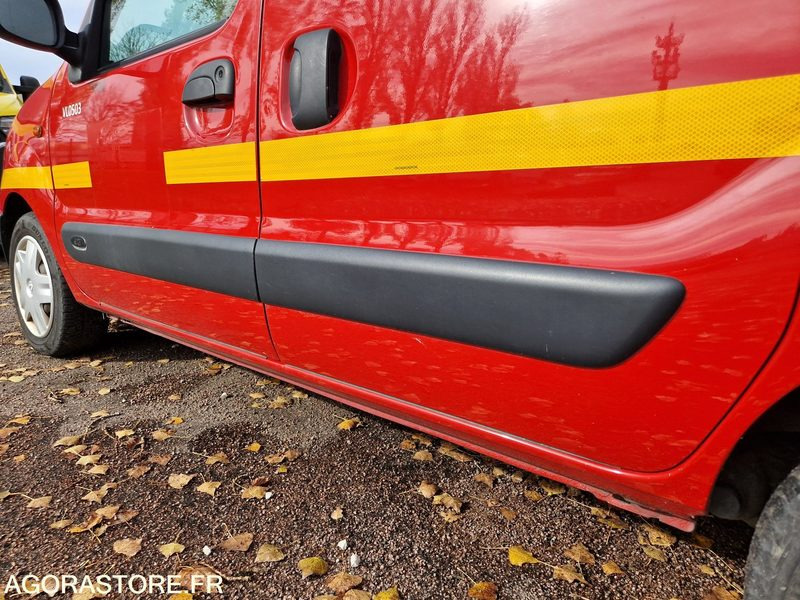 Автомобил Renault kangoo -2005 - 150103 - 4523NH52: слика 18 Автомобил Renault kangoo -2005 - 150103 - 4523NH52: слика 18