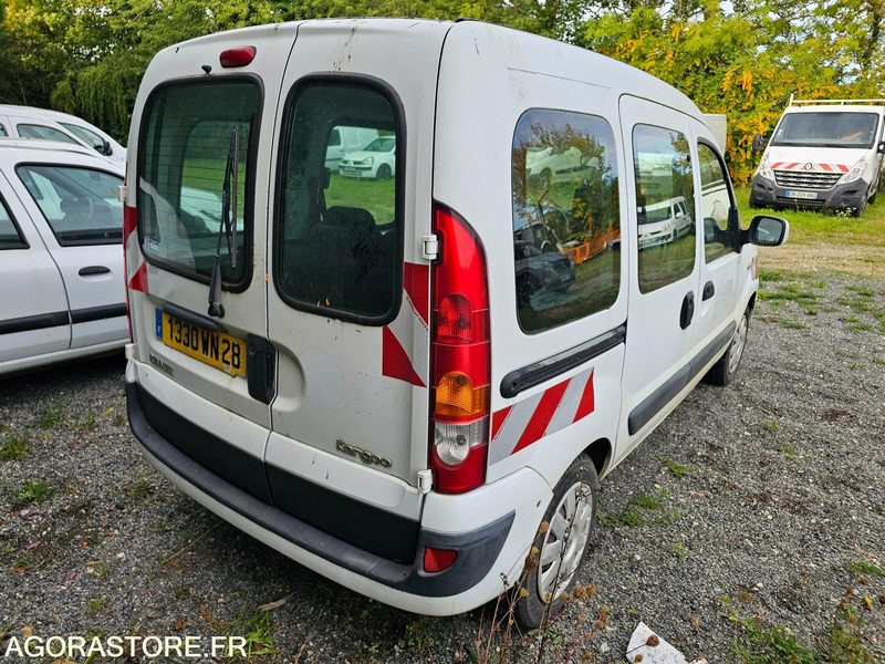 Renault kangoo - 2007 - 243472km - 1330WN28 - Автомобил: слика 3 Renault kangoo - 2007 - 243472km - 1330WN28 - Автомобил: слика 3