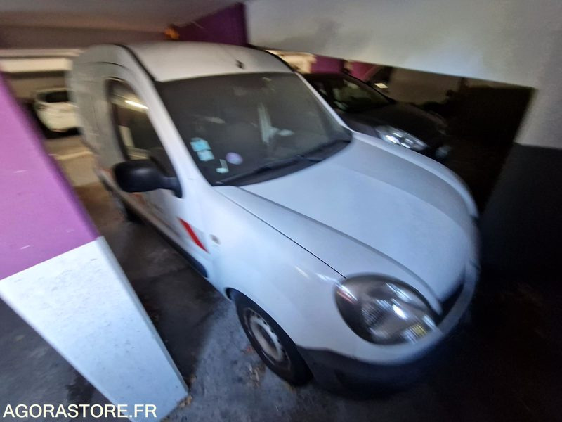 Renault kangoo - 2007 - 56913 - 853EKX91 - Мало комбе: слика 3 Renault kangoo - 2007 - 56913 - 853EKX91 - Мало комбе: слика 3