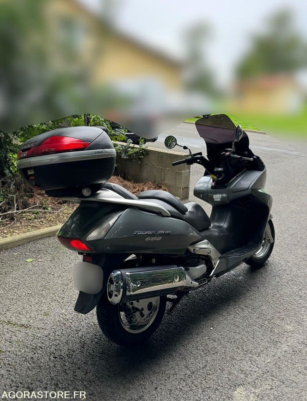 SCOOTER-HONDA-600-SILVER WING-ABS - Мотоцикл: слика 2 SCOOTER-HONDA-600-SILVER WING-ABS - Мотоцикл: слика 2