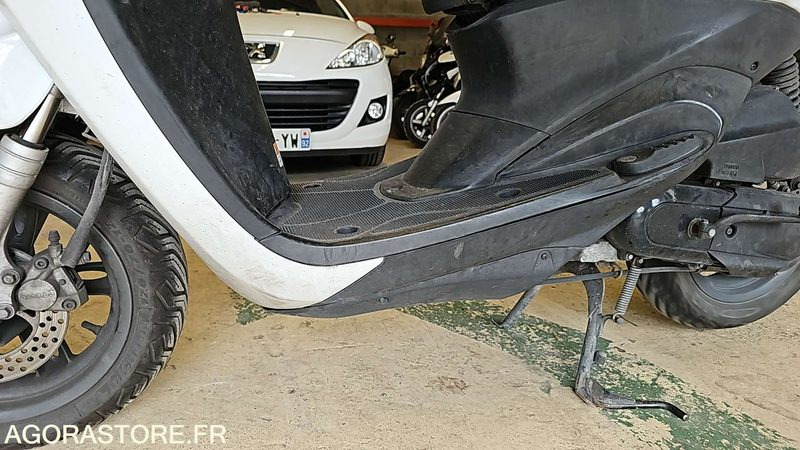 SCOOTER YAMAHA NEO'S - CX209W - Мотоцикл: слика 4 SCOOTER YAMAHA NEO'S - CX209W - Мотоцикл: слика 4