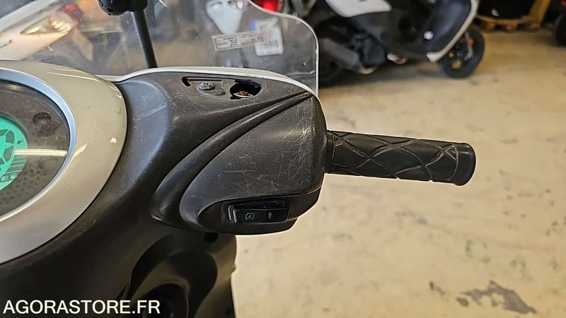 SCOOTER YAMAHA NEO'S - CX209W - Мотоцикл: слика 5 SCOOTER YAMAHA NEO'S - CX209W - Мотоцикл: слика 5