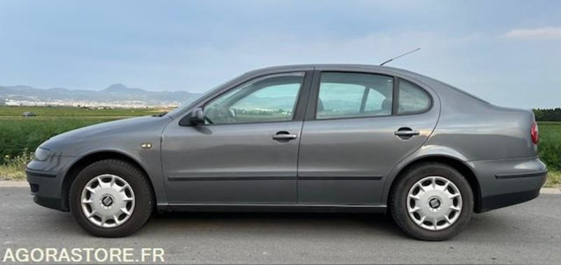 SEAT TOLEDO 1.9 TDI 110 CH - 2000 - 208 500 kms - Автомобил: слика 3 SEAT TOLEDO 1.9 TDI 110 CH - 2000 - 208 500 kms - Автомобил: слика 3