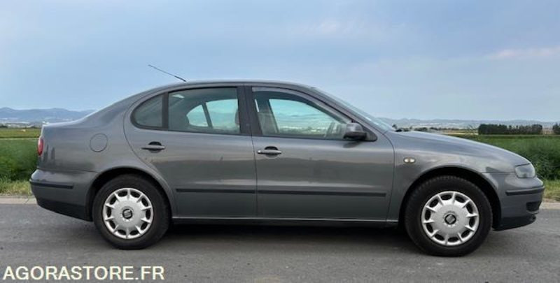 SEAT TOLEDO 1.9 TDI 110 CH - 2000 - 208 500 kms - Автомобил: слика 1 SEAT TOLEDO 1.9 TDI 110 CH - 2000 - 208 500 kms - Автомобил: слика 1