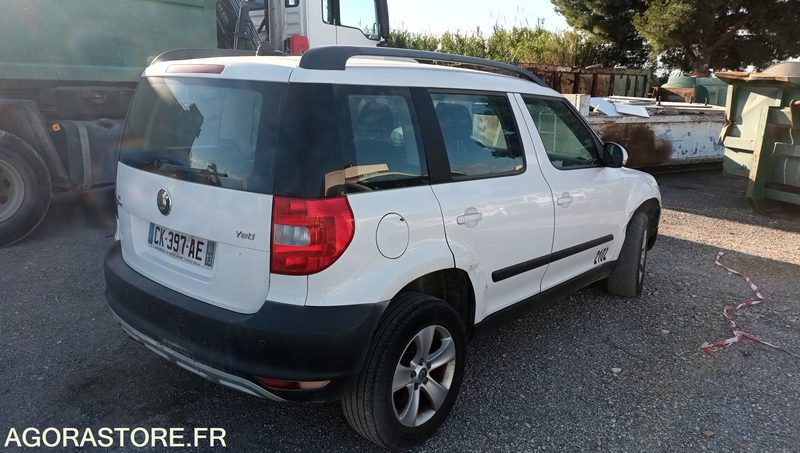 Skoda Yeti - 2012 - 277831kms - CK-397-AE - SUV: слика 2 Skoda Yeti - 2012 - 277831kms - CK-397-AE - SUV: слика 2