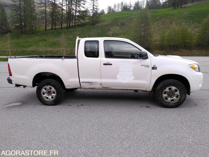 TOYOTA HILUX - Комби кипер: слика 5 TOYOTA HILUX - Комби кипер: слика 5