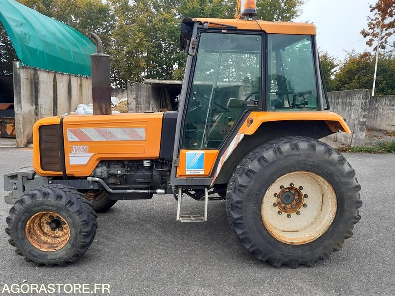 TRACTEUR RENAULT 750MI 12532 heures 1995 - Трактор: слика 1 TRACTEUR RENAULT 750MI 12532 heures 1995 - Трактор: слика 1