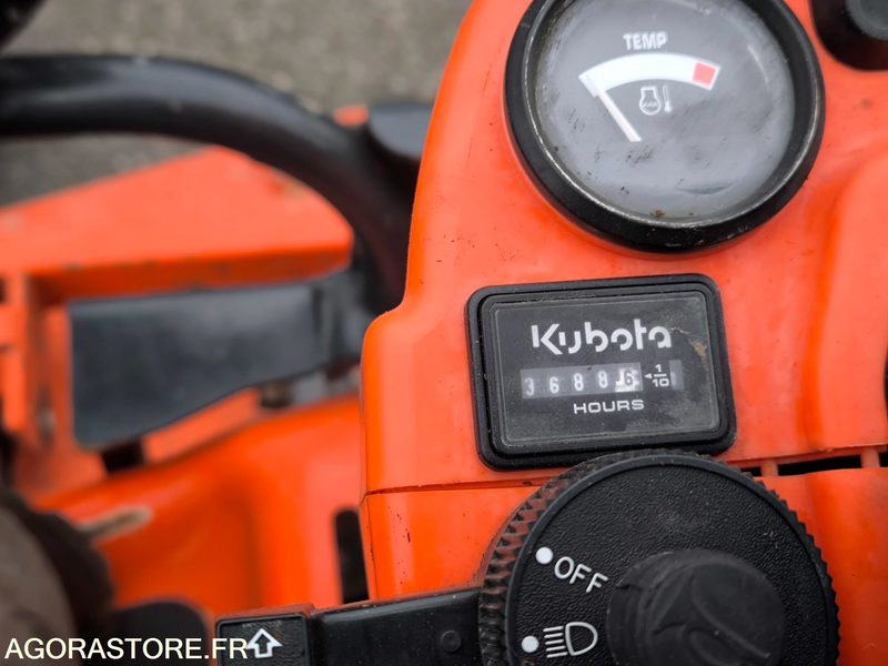 Tondeuse KUBOTA F3680 3688 heures 2013 - Градинарска косилка: слика 4 Tondeuse KUBOTA F3680 3688 heures 2013 - Градинарска косилка: слика 4