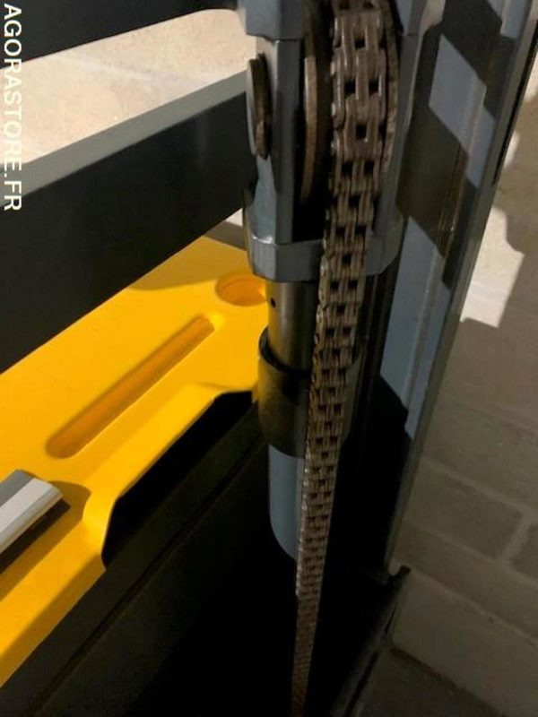 Transpalette électrique sur batteries déchargées. JUNGHEINRICH - Вилушкар за палети: слика 3 Transpalette électrique sur batteries déchargées. JUNGHEINRICH - Вилушкар за палети: слика 3