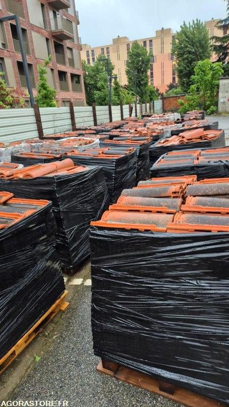 Tuiles Romane Coverland et Sans Super Romane 81 Damiatte - Алат/ Опрема: слика 3 Tuiles Romane Coverland et Sans Super Romane 81 Damiatte - Алат/ Опрема: слика 3