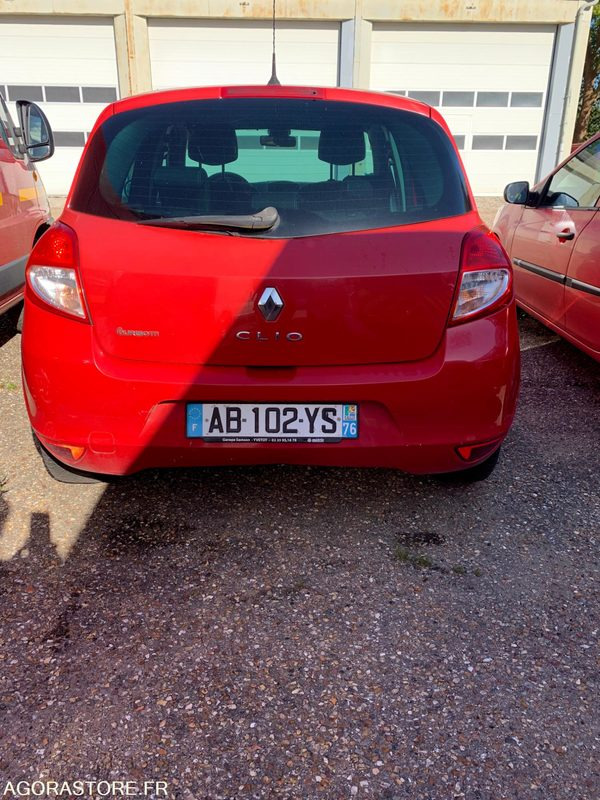 VL RENAULT CLIO3 AB102YS - Автомобил: слика 1 VL RENAULT CLIO3 AB102YS - Автомобил: слика 1