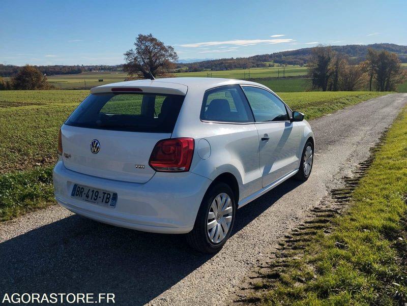 VOLKSWAGEN POLO 1.2 TDI - 149000 KILOMETRE - ANNÉE 2011 - Автомобил: слика 4 VOLKSWAGEN POLO 1.2 TDI - 149000 KILOMETRE - ANNÉE 2011 - Автомобил: слика 4