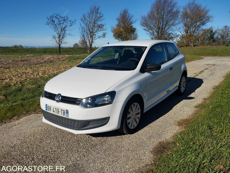 VOLKSWAGEN POLO 1.2 TDI - 149000 KILOMETRE - ANNÉE 2011 - Автомобил: слика 1 VOLKSWAGEN POLO 1.2 TDI - 149000 KILOMETRE - ANNÉE 2011 - Автомобил: слика 1