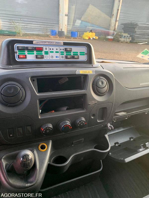 VSAV RENAULT MASTER3 BW219QR - Товарно комбе: слика 5 VSAV RENAULT MASTER3 BW219QR - Товарно комбе: слика 5