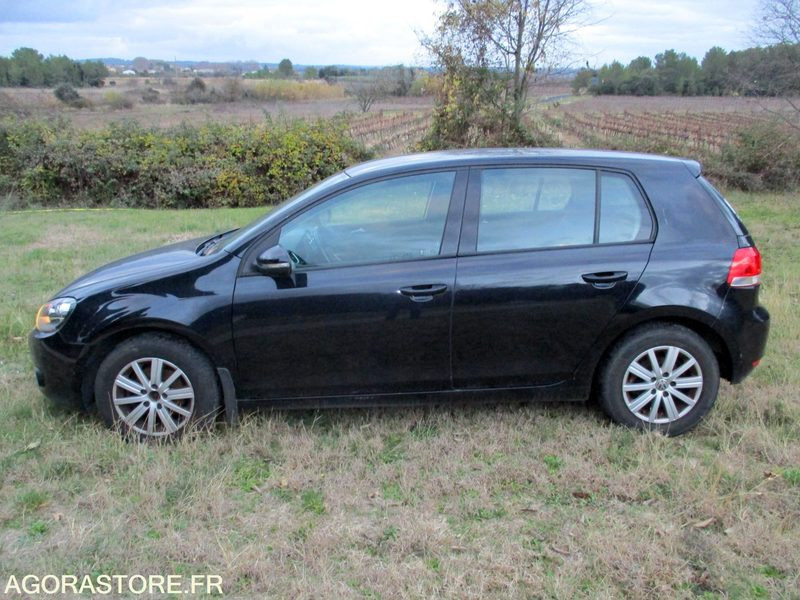 Volkswagen Golf VI 1.6i 102cv Multifuel E85 d'origine RARE - Автомобил: слика 2 Volkswagen Golf VI 1.6i 102cv Multifuel E85 d'origine RARE - Автомобил: слика 2