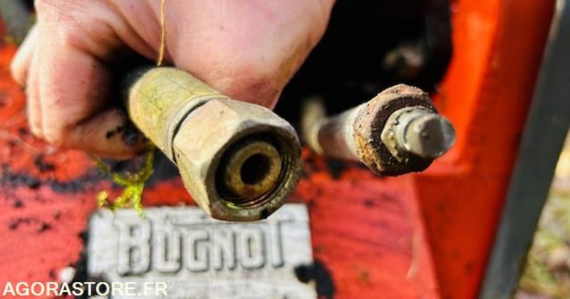 Balayeuse Avant BRUGNOT - BR120 - N°Série 741 - 02/2002 (hydraulique à revoir) - Земјоделска машина: слика 4 Balayeuse Avant BRUGNOT - BR120 - N°Série 741 - 02/2002 (hydraulique à revoir) - Земјоделска машина: слика 4