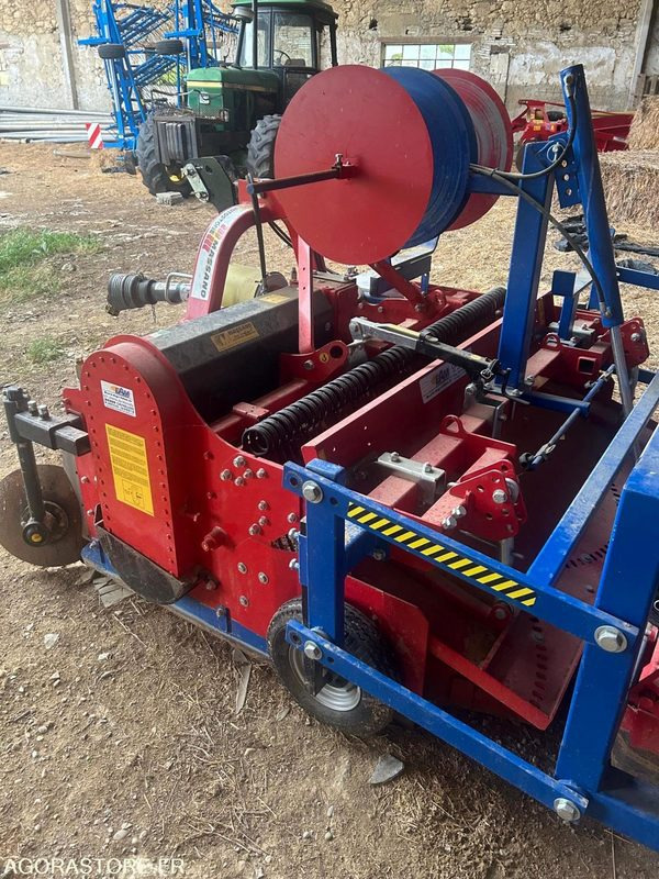 Enfouisseuse/butteuse massano type rotostone RSC185 GCB DID - Земјоделска машина: слика 2 Enfouisseuse/butteuse massano type rotostone RSC185 GCB DID - Земјоделска машина: слика 2