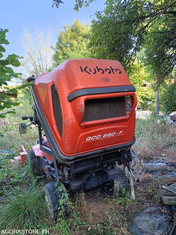 Kubota F 3560 avec bac de rammassage GCD 660F - 2668heures - Земјоделска машина: слика 2 Kubota F 3560 avec bac de rammassage GCD 660F - 2668heures - Земјоделска машина: слика 2