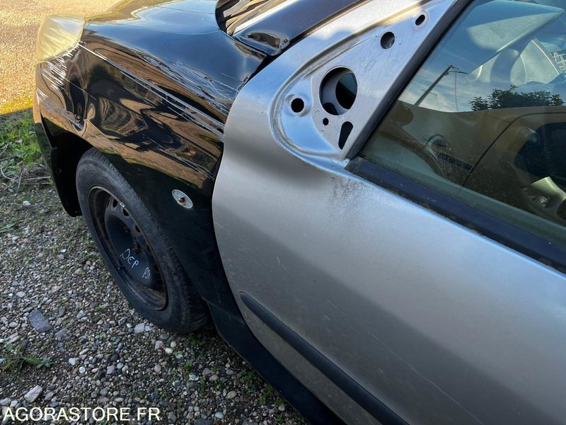 Автомобил peugeot 206+ 1.4 hdi 2009 185000km: слика 8