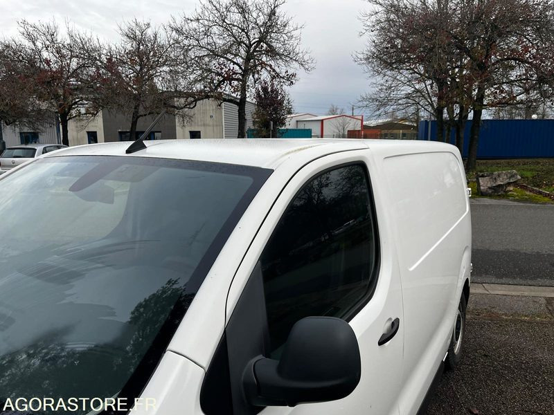 Peugeot expert 2lhdi 120cv 02/2019 234000km - Товарно комбе: слика 4 Peugeot expert 2lhdi 120cv 02/2019 234000km - Товарно комбе: слика 4