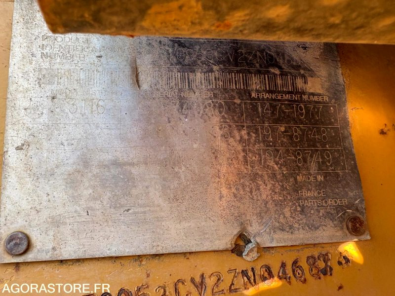 Trax 953c - Натоварувач: слика 2 Trax 953c - Натоварувач: слика 2