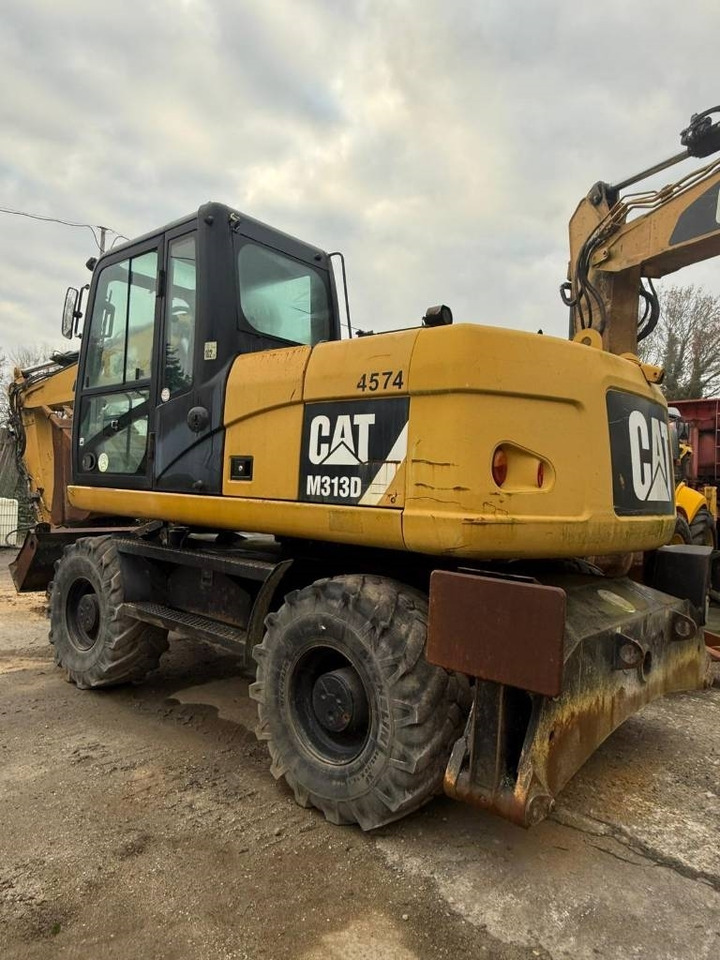 CAT 313D - Багер на тркала: слика 3 CAT 313D - Багер на тркала: слика 3