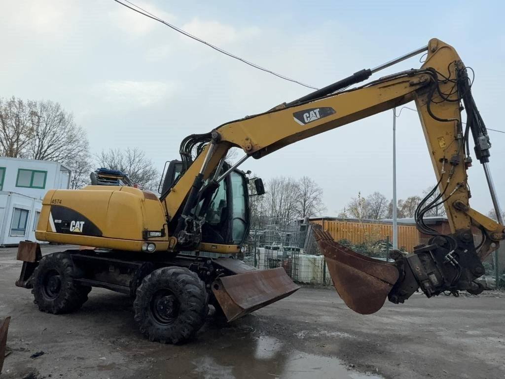 CAT 313D - Багер на тркала: слика 5 CAT 313D - Багер на тркала: слика 5