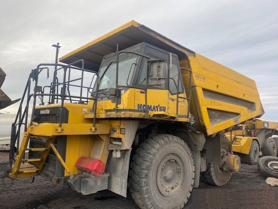 Komatsu HD405-7 - Голем истоварувач/ Камион за камења: слика 1 Komatsu HD405-7 - Голем истоварувач/ Камион за камења: слика 1