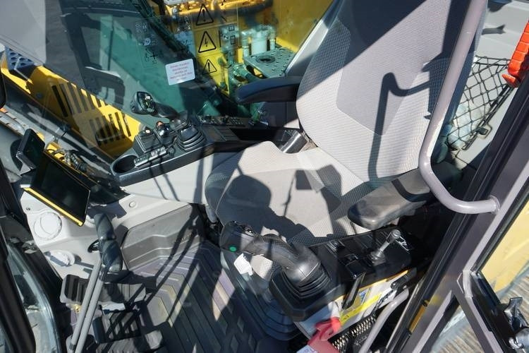 Багер гасеничар Volvo ECR 145 EL: слика 10
