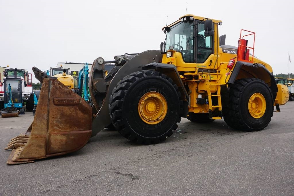 Volvo L250H *Uthyres* - Натоварувач на тркала: слика 1 Volvo L250H *Uthyres* - Натоварувач на тркала: слика 1