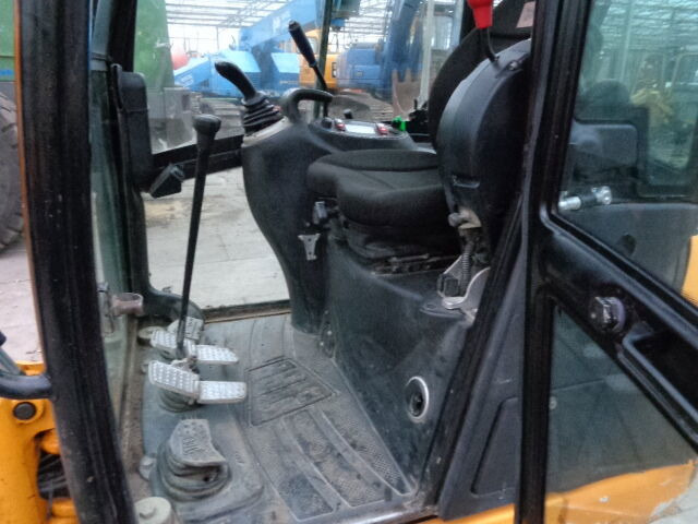 JCB 8018 - Мини багер: слика 2 JCB 8018 - Мини багер: слика 2