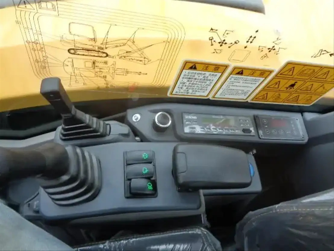 XCMG XE55GA - Багер гасеничар: слика 3 XCMG XE55GA - Багер гасеничар: слика 3