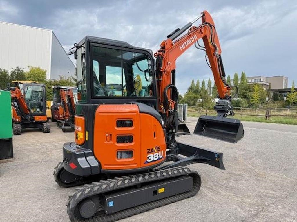 Hitachi ZX 38 U-6 MTC (P-Line)  - Мини багер: слика 3 Hitachi ZX 38 U-6 MTC (P-Line)  - Мини багер: слика 3