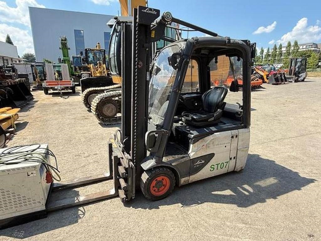Linde E16-02 - Вилушкар: слика 1 Linde E16-02 - Вилушкар: слика 1