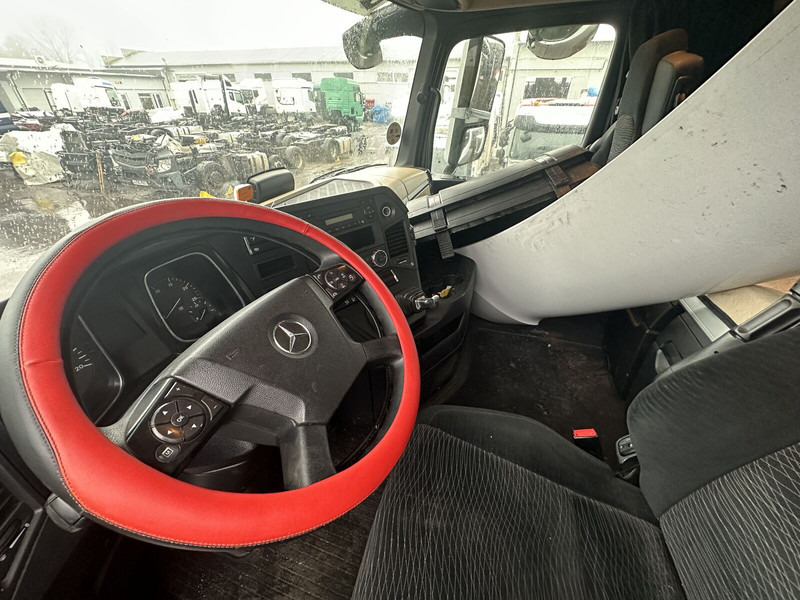 Mercedes-Benz Actros MP4 - Камион влекач: слика 5 Mercedes-Benz Actros MP4 - Камион влекач: слика 5