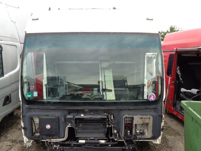 MAN TGA, TGX cabins for sale, BIG stock, few colors - Кабина и ентериер за Камион: слика 3 MAN TGA, TGX cabins for sale, BIG stock, few colors - Кабина и ентериер за Камион: слика 3