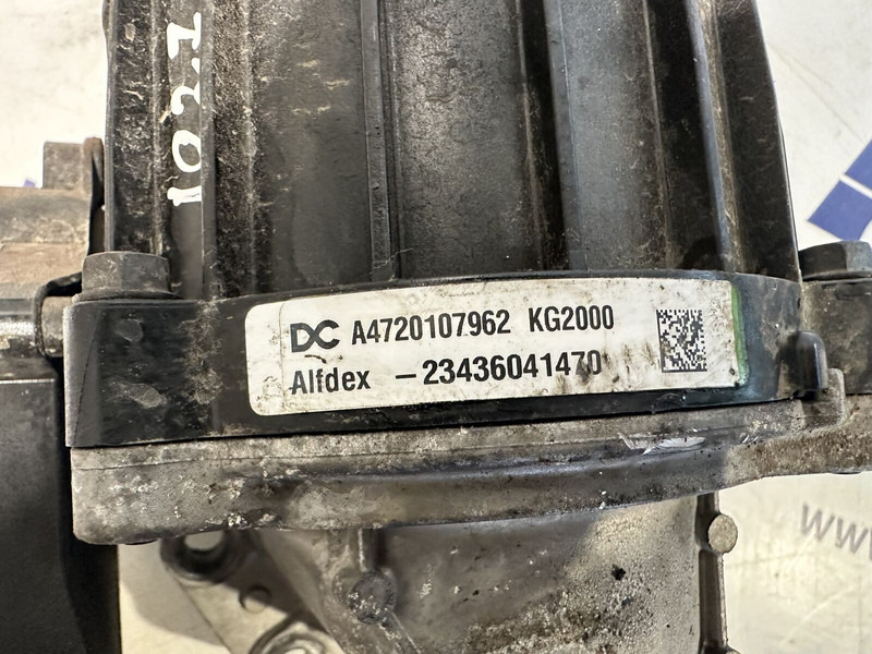 Mercedes-Benz oil seperator - Мотор и делови за Камион: слика 4 Mercedes-Benz oil seperator - Мотор и делови за Камион: слика 4