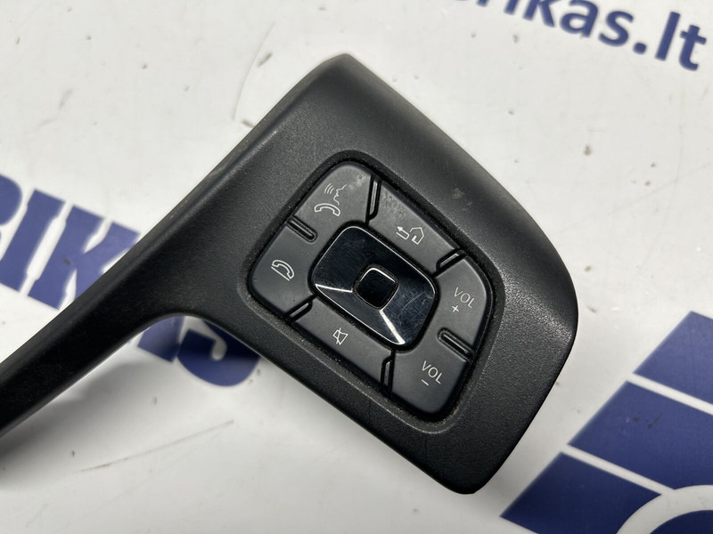 Mercedes-Benz steering wheel buttons - Браник за Камион: слика 5 Mercedes-Benz steering wheel buttons - Браник за Камион: слика 5