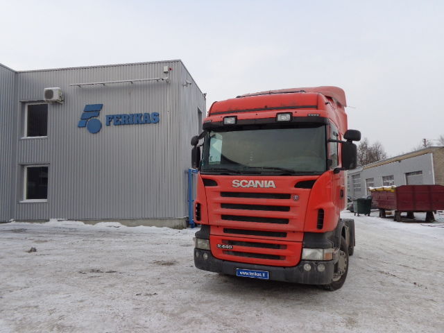 Scania R for parts : engines, gearboxes, cabins, differentials, axles, - Кабина и ентериер за Камион: слика 3 Scania R for parts : engines, gearboxes, cabins, differentials, axles, - Кабина и ентериер за Камион: слика 3