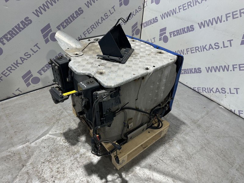 Scania R450 exhaust catalyst - Каталитички конвертор за Камион: слика 1 Scania R450 exhaust catalyst - Каталитички конвертор за Камион: слика 1