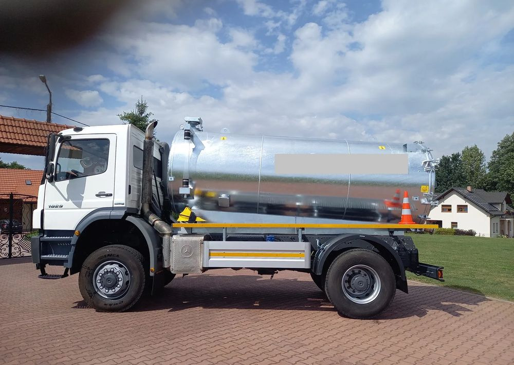 Mercedes-Benz AXOR 1829 4X4 4 WD ALLOARD - Камион цистерна: слика 2 Mercedes-Benz AXOR 1829 4X4 4 WD ALLOARD - Камион цистерна: слика 2