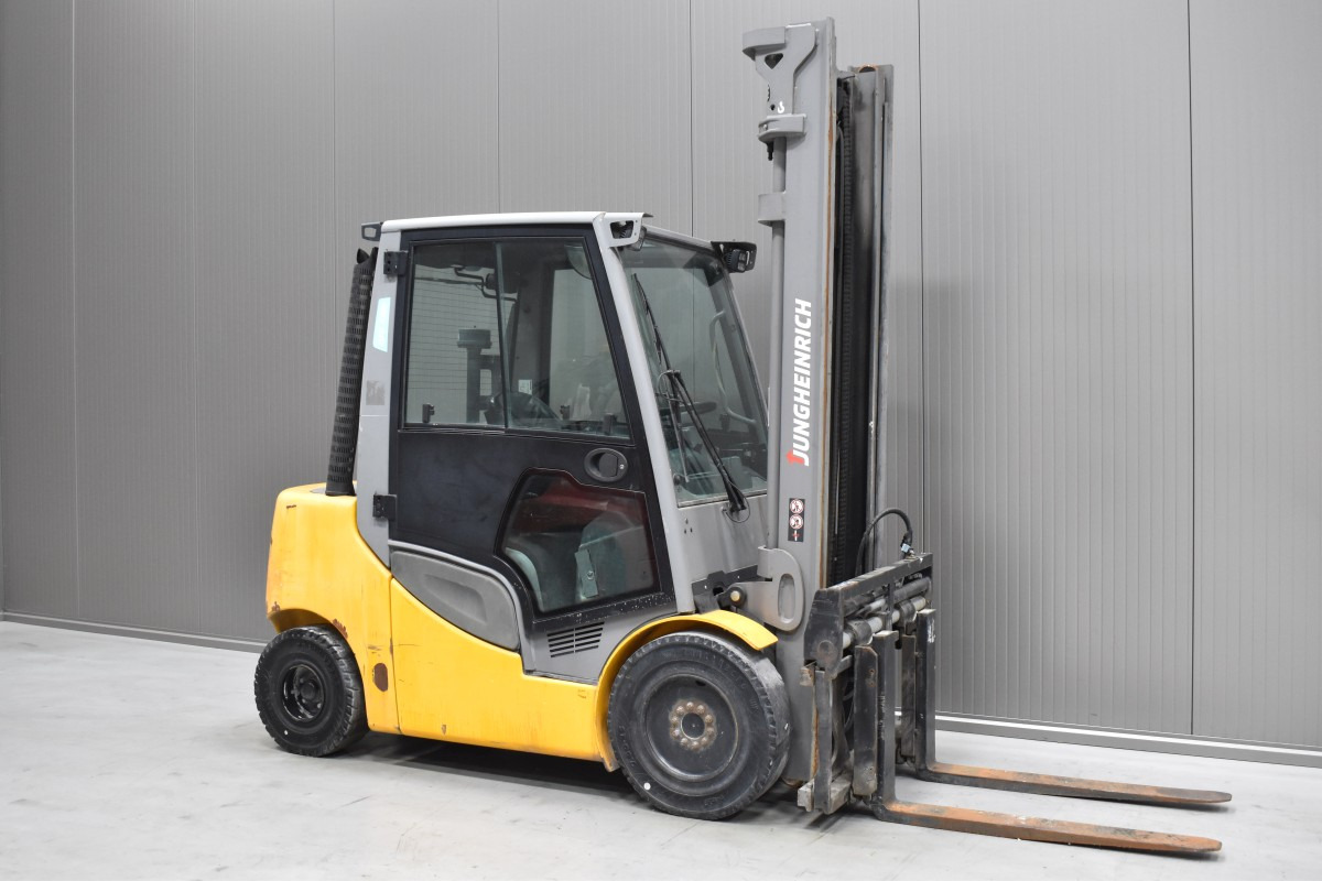 Дизел вилушкар JUNGHEINRICH DFG 430s: слика 1