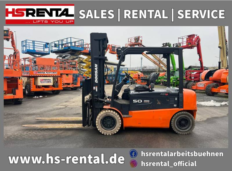 Doosan B50X5 5T 6m Triplex non-marking (1840) - Електричен вилушкар: слика 1 Doosan B50X5 5T 6m Triplex non-marking (1840) - Електричен вилушкар: слика 1