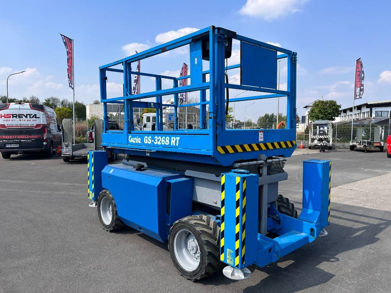 Кревач ножица Genie GS3268 RT diesel 4x4 12m (1480): слика 9 Кревач ножица Genie GS3268 RT diesel 4x4 12m (1480): слика 9