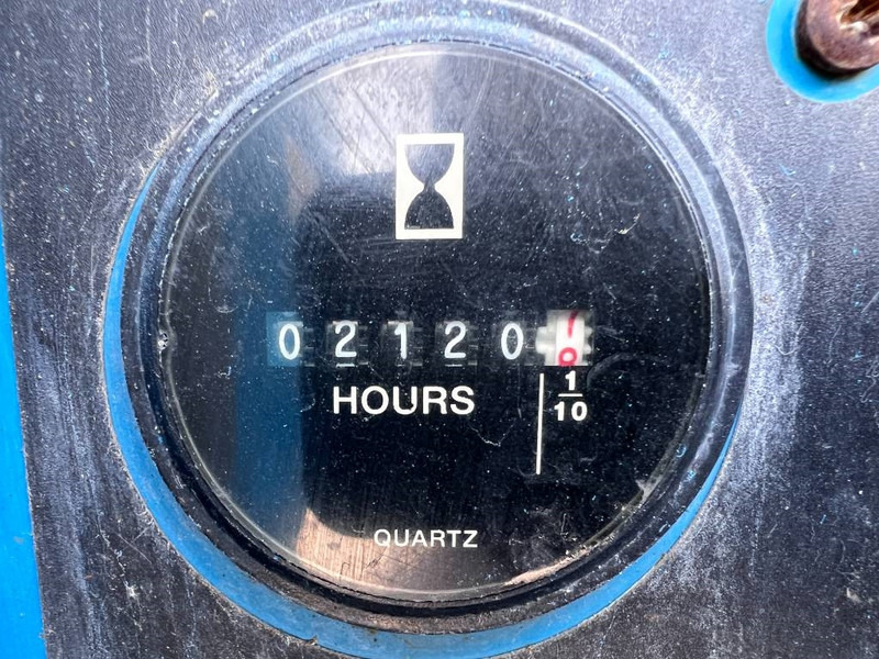 Кревач ножица Genie GS3268 RT diesel 4x4 12m (1480): слика 10 Кревач ножица Genie GS3268 RT diesel 4x4 12m (1480): слика 10